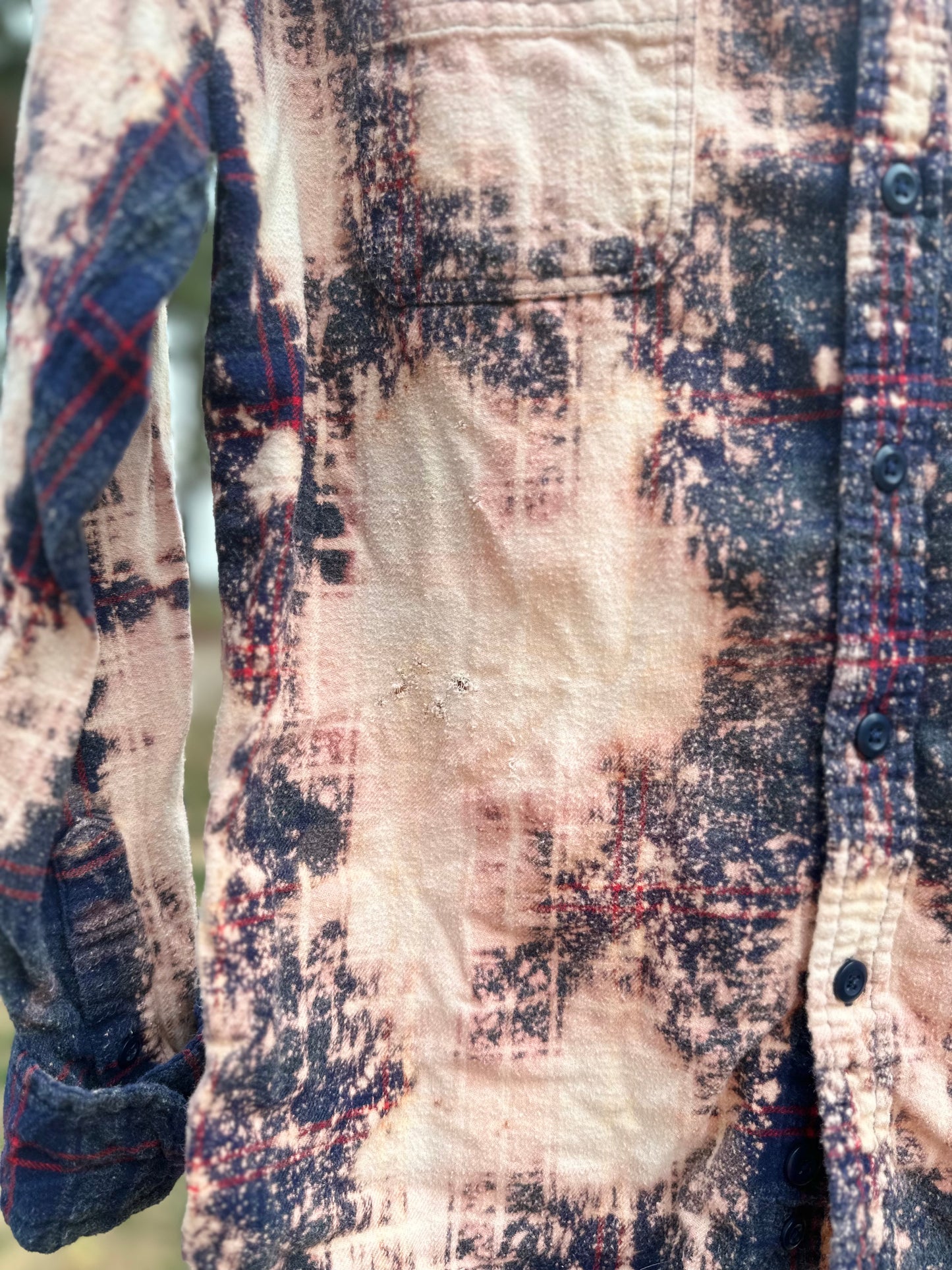 M (Bleached & Distressed)