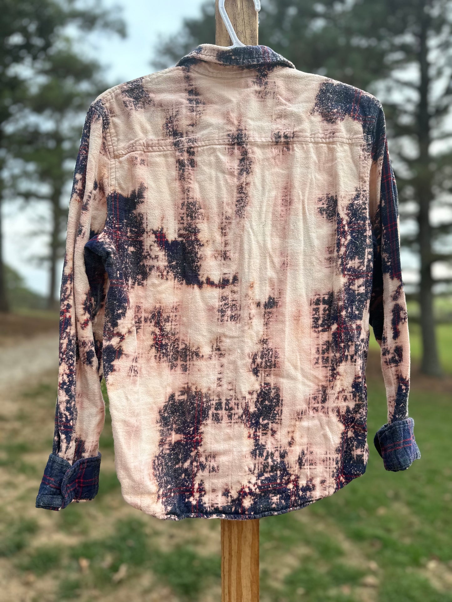 M (Bleached & Distressed)